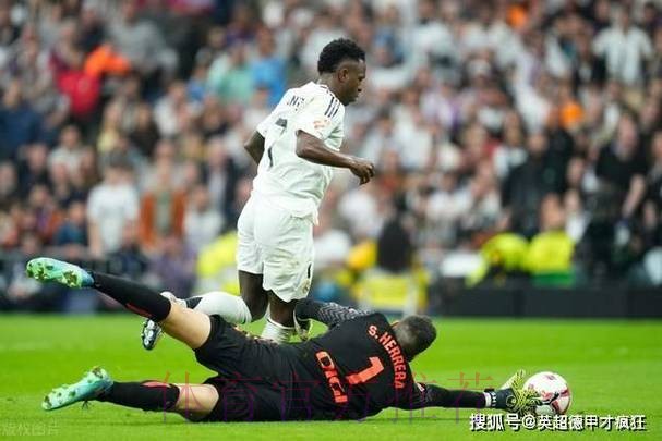 裤袜重伤凯帕伤3周 皇马一线队门将仅剩卢宁一人 裤袜重伤凯帕伤3周 皇马一线队门将仅剩卢宁一人